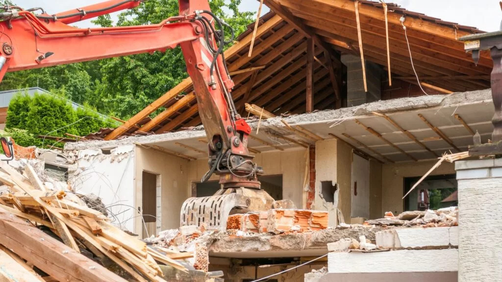 Guide to Safe and Efficient Demolition Services